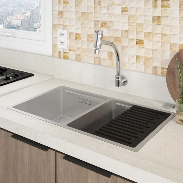Torneira De Parede Com Bica Móvel Para Cozinha Link Cromado - Imagem 3